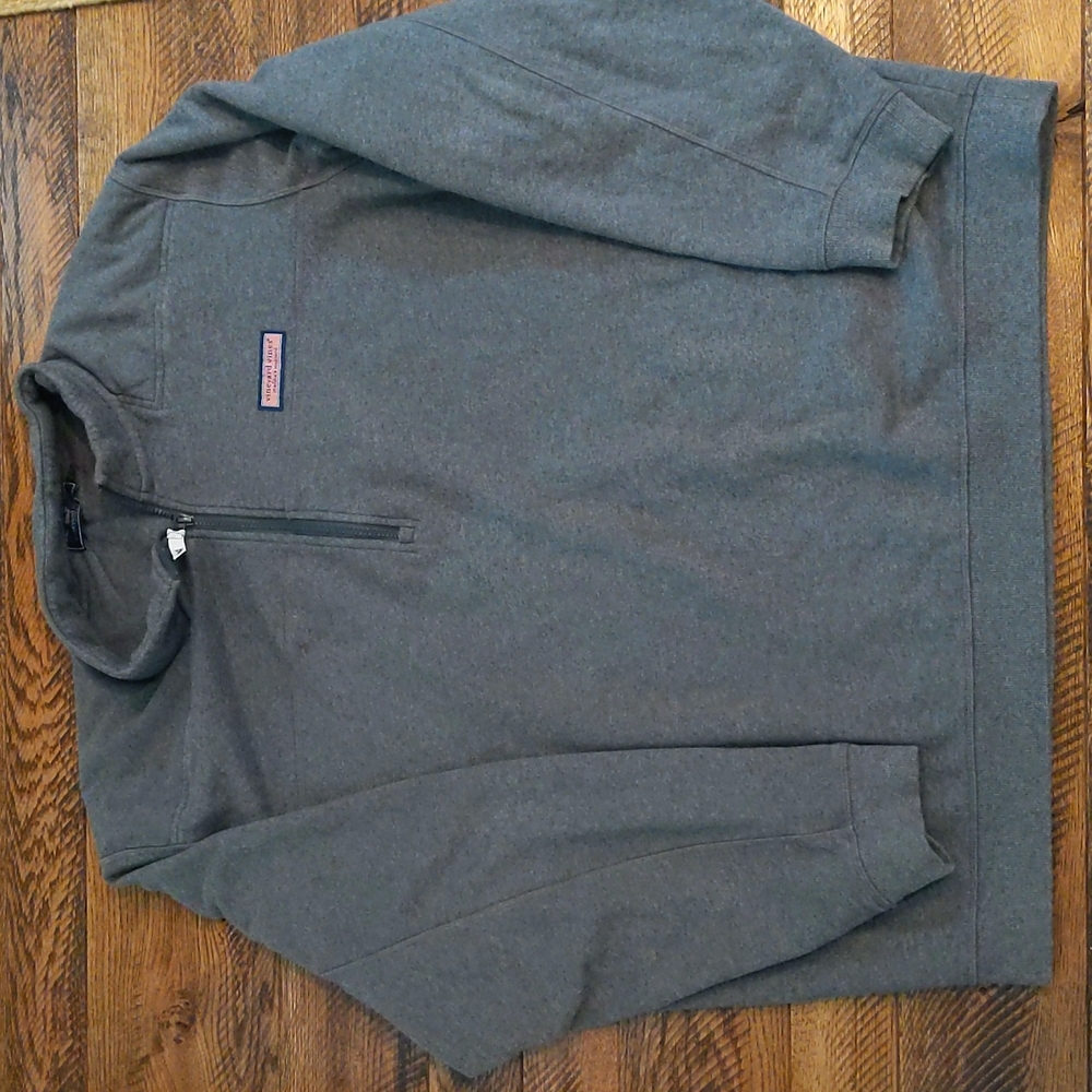 Vineyard Vines Grey Sweatshirt size 2XL